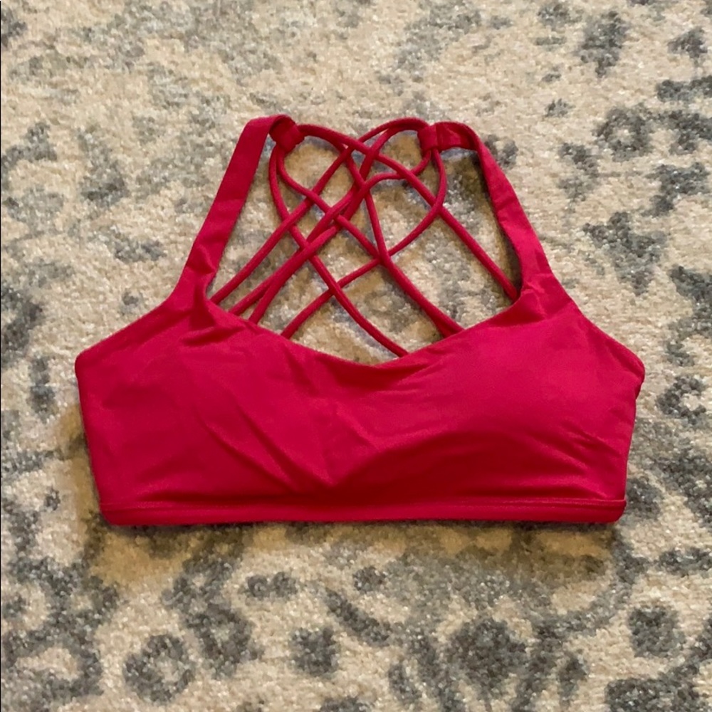 Lululemon Free to Be sports bra in Calypso Pink